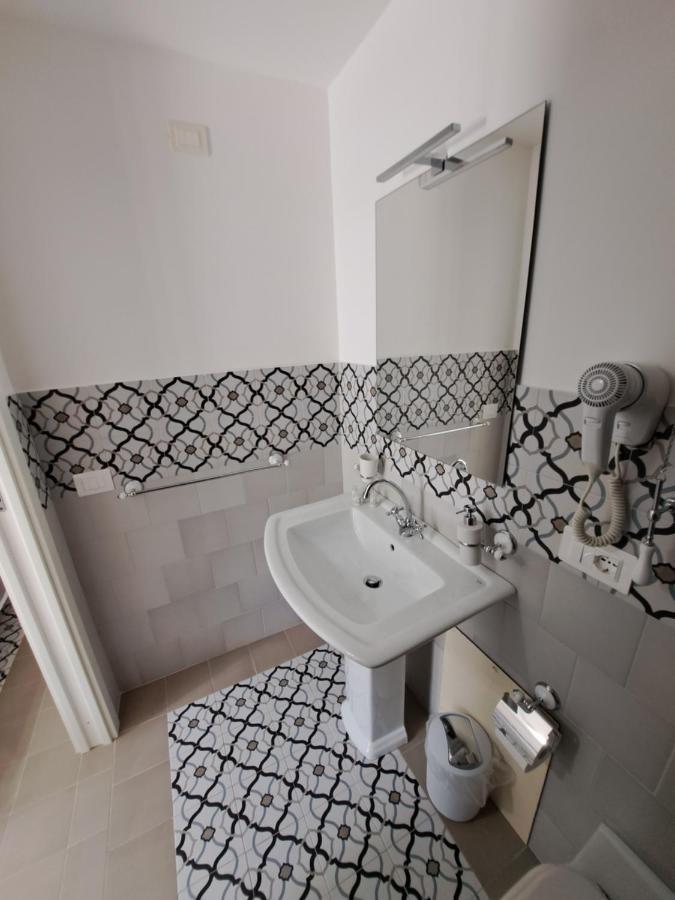 B&B Pepe Rosa Тропеа Екстериор снимка