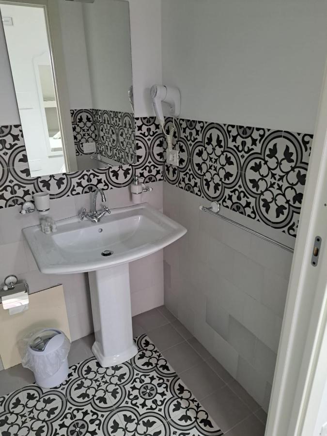 B&B Pepe Rosa Тропеа Екстериор снимка