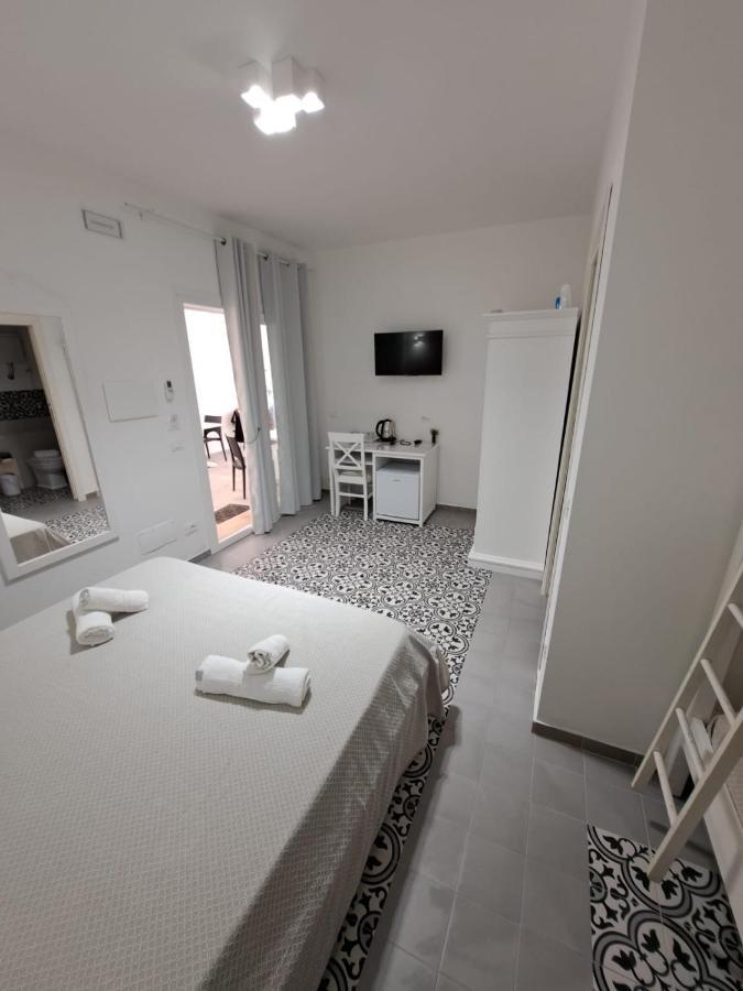 B&B Pepe Rosa Тропеа Екстериор снимка